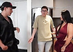 I pay off my spouse's debts by having intensive sex with the large-dicked loan shark in front of him - Alejandra Palacios
