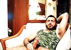 Heterosexual spectacular boy bored wanking his ample penis