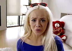 Passionate wife enjoys sensual footjob on romantic Valentines night
