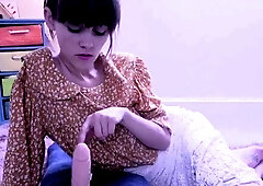 Busty milf brunette play with toys webcam chat