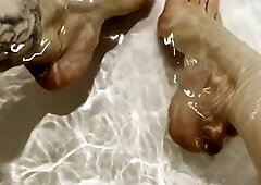 Long Foot Fetish clips at great Amateur Trampling collection