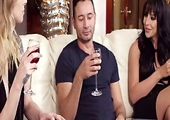 Stunning shemale Chanel Santini fucks a cock on their first meeting