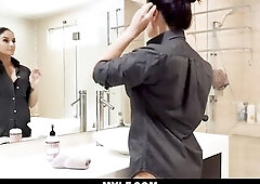 MomDrips - Big Titted MILF Filled Up WIth Cum