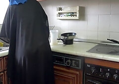 Arab Cuckold Wife Creampied By German Boy 5 Min