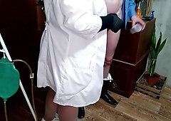 Hawt nurse milked a large penis dry
