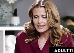 Masseuse Disciplines Bad Small Blond