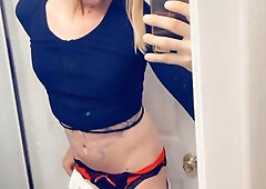 Nice T-Model flashing her underpants