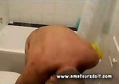 Aaron Action Solo - Aaron - Shower Jerking (Amateurs Do It)