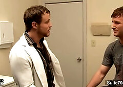 uber-sexy patient gets humped by homosexual doctor