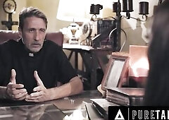 Sinful Hottie Gives Herself To Priest