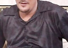 Dude screws 2 hos with giant jugs who titty bang and eat cum