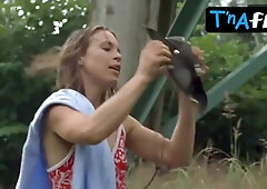 Anneke Kim Sarnau Bootie, Knockers Gig in Juls Freundin