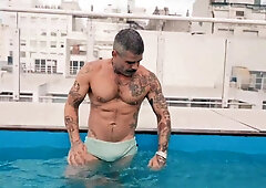 MEXICAN XL I FOUND A SUGARY-SWEET DAD IN THE POOL OF MY PALACE AND HE LEFT HIS JIZZ IN MY CREVASSE