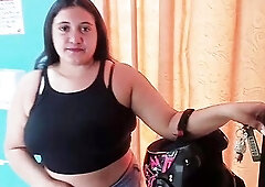 Beauty abandoned by her boyfriend is helped and drilled by a stranger