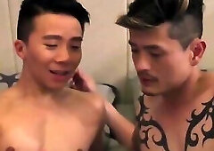 Amateur guy agrees to be fucked