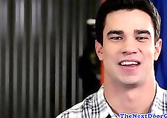 Sportive athlete strip and masturbates