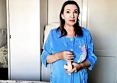 Caught With Stepmom's Secret — The Aged Temptation U Can’t Forget