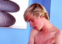 BoyFun: Hardcore sex accompanied by blond hair