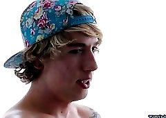 Big dick twinks flip flop and cumshot