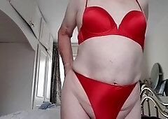 Average body mature in lingerie enjoys intimate solo session with small cock