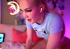 Blondelashes19 cums fast