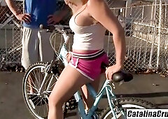 Sammie Spades finds a hefty manstick while riding her bike
