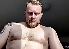 Post-Workout Straight Roommate Fuck