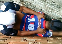 Boinking in the Alley Chatting Grubby