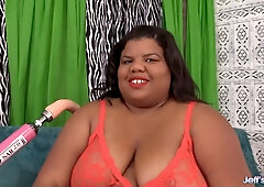 Hot Black BBW Peaches Love Bends Over for Machine Pounding