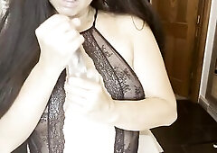 Soft stomach rolls under ravenous Joi dreams