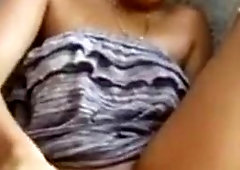 Dominicana masturbandose para su novio