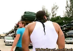 Muscly black dude gets bj