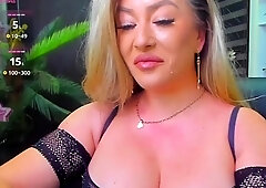 Hot BBW Big Boobs Plays Cam Free MILF Porn