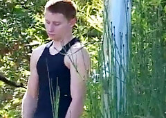 Next Door Buddies: Scott's First Taste of Wes' Hard Cock