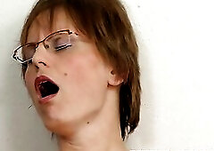 This housewife hasn't had a truly worthy climax for a lengthy time. That's why that babe's doing porn now. That Babe got actually moist