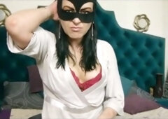 I sweat a lot after a serious masturbation session