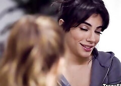 transflick.com-Ariel Demure and Cadence Lux spend the day jointly and have pleasure no strings attached sex