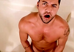 FetishMen: Hairy Dominic Pacifico swallow