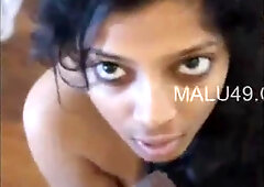 Super-naughty Indian Lady Flashes Her Bare Assets For BOYFRIEND and Penetrating