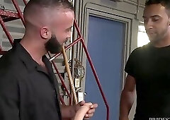 Jay Alexander pounds Fernando Del Rio's Ass - Warehouse fucking