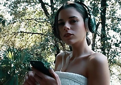 Music Shower - Valeria A - MetArtX