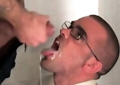 Twink Facial and Piss Shower