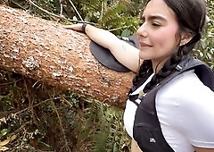 Hiking with Iris Rodriguez ends in outdoor anal-act of love - Danner Mendez & Iris Rodriguez