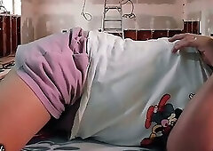 filipina milf waiting for workers Under construction room