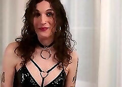 GROOBYGIRLS: Meet Eryn Everly