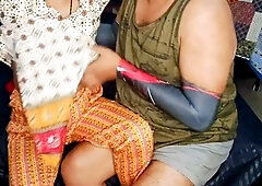 MAMI KO PAISE KAMANE KA ASAAN TARIKA BATAKAR BHANJE NE KHOOB CHODA