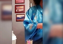 Ebony Youtuber squeezes milk from her large saggy bazookas