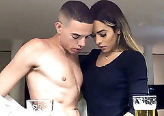 Minha Primeira Vez Com Uma Trans (COMPLETO NO RED)