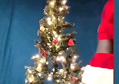 MONSTROUS SPUNK-PUMP observe The Grinch that "Came" on Christmas...