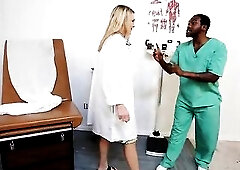 Sex In The Doctor Office! BBC Rome Major Bangs PAWG Joslyn Jane!